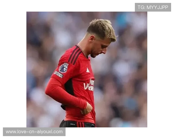 曼联新阵惊艳亮相！