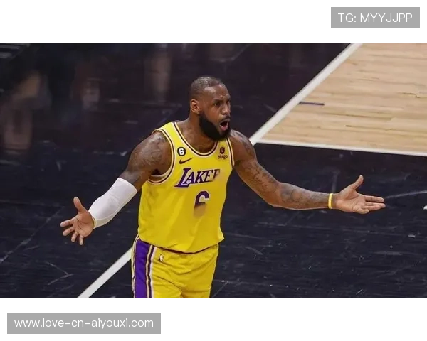 詹姆斯传球牵制,湖人发挥稳定